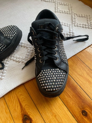 Pinko sneakers used, size 37, black sports shoes