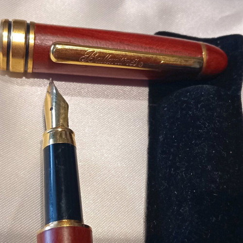 Ballantine's collectible pen new with gold details
