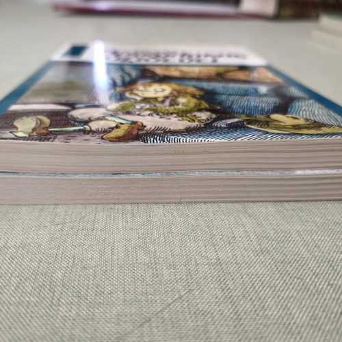 O Mikros Vrikolakas book set, 2 volumes