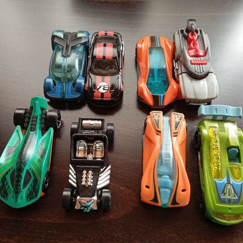 Hot Wheels toy cars pack of 8 like new
