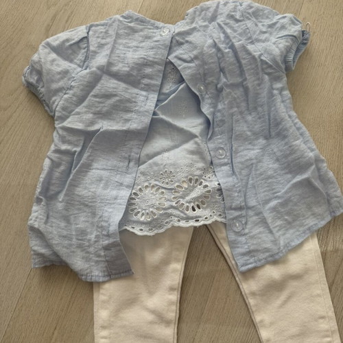 Girls Clothing Set like new, blue embroidered top and white jeans