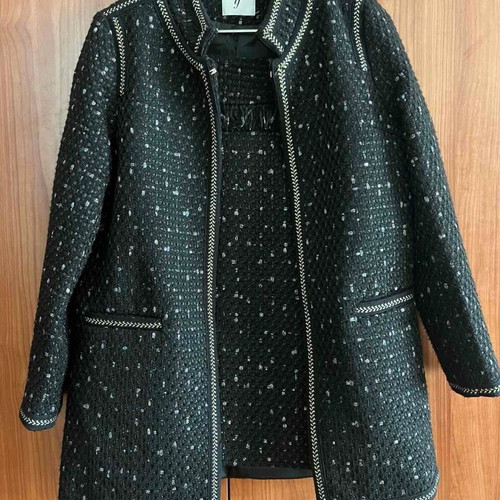 Tweed suit Axel like new, black with gold details