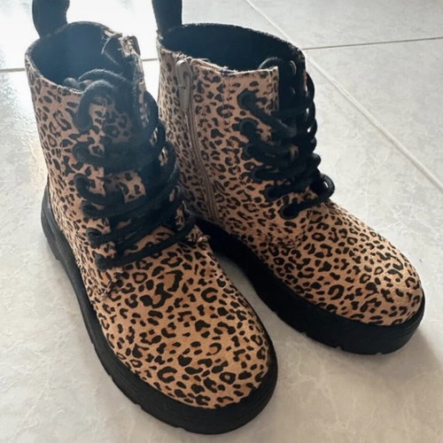 Animal Print Baby Boots like new, size 24, with laces and zipper