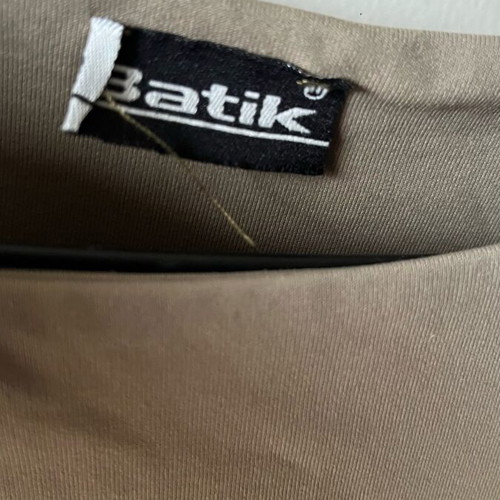 Batik elastic shirt used, size M, khaki
