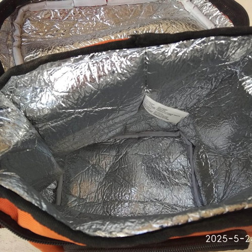 Bioderma insulated bag like new for transporting sensitive products