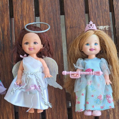 Shelly dolls used, set of 3