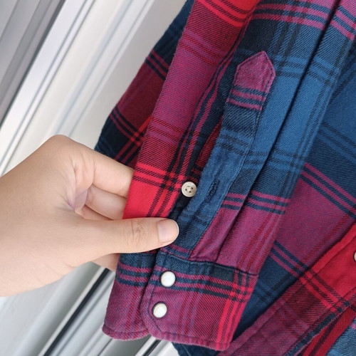 Lee red and blue checked shirt, small