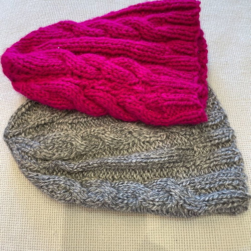 Knitted hats with braids like new, set of 2, fuchsia and gray