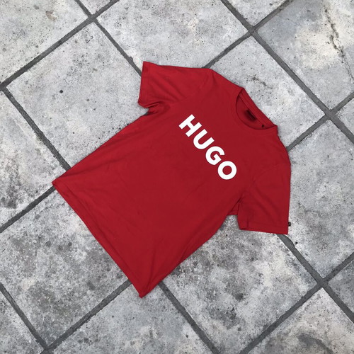 Hugo Boss red tee like new, size medium