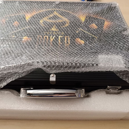 Premium Poker Set 500 chips in black aluminum case new