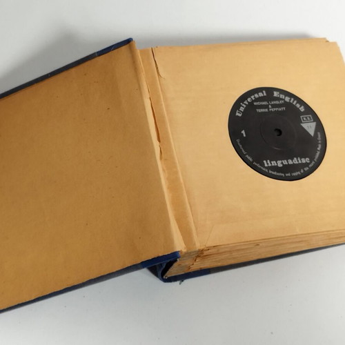 Universal English collectible vinyl record set used, 22 discs 1965