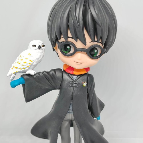 Harry Potter collectible figure 15cm with Hedwig owl like new
