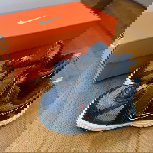 Nike παπούτσια σαν καινούργιο, μέγεθος 19