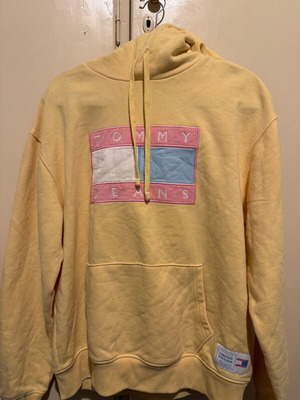 Tommy Jeans hoodie used, yellow, limited edition, size M