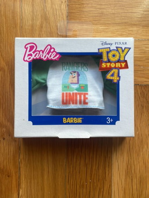 Barbie Toy Story 4 ρούχα για κούκλα καινούργιο, σφραγισμένο