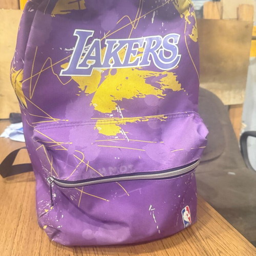 Lakers backpack like new, authentic