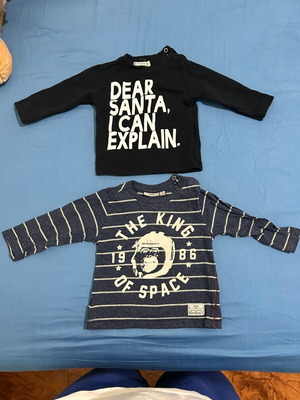 2 boys' t-shirts 9-12 months like new