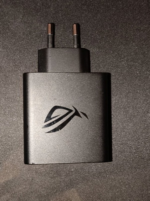 Asus Rog 65w Charger like new, USB PD 3.0 compatible