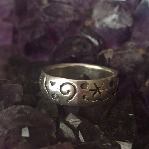 Handmade 925 silver ring like new with moon stars waves designs