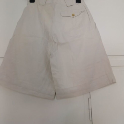 Women's bermuda shorts like new, size 38, 100% cotton, sugar color