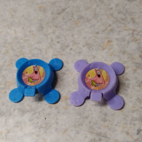Small toys set of 2 pieces