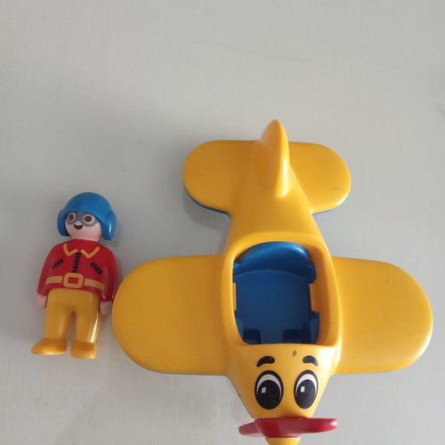 Playmobil airplane with pilot like new
