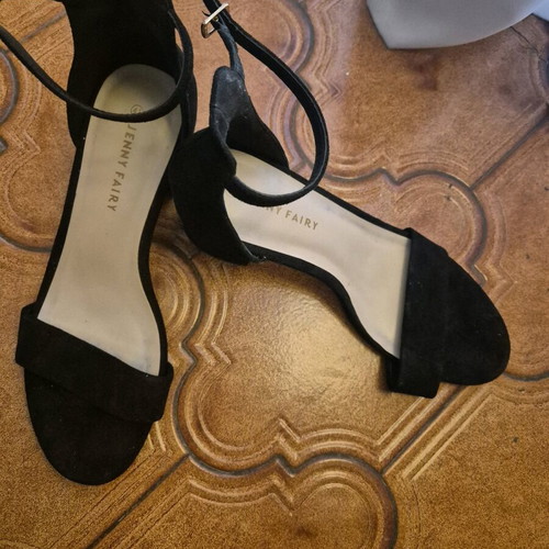 Jenny Fairy black sandals size 41 like new, 5cm heel