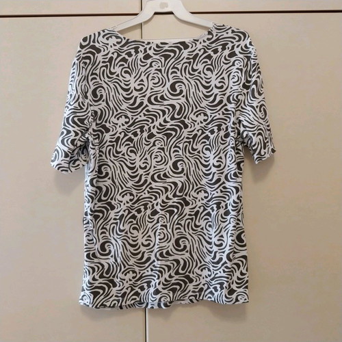 Blouse size XL new with abstract white and brown pattern