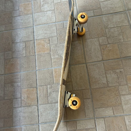 Skateboard slightly used, wheels in good condition