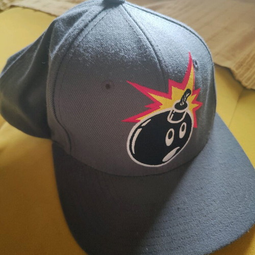 The Hundreds Adam Bomb Snapback hat like new