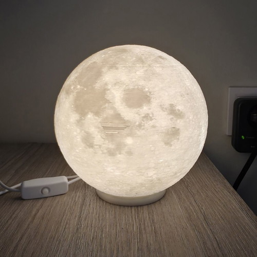 3D Moon Lamp 15cm diameter with USB LED light new