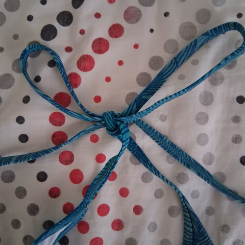 Women's bikini top like new, size M, blue turquoise