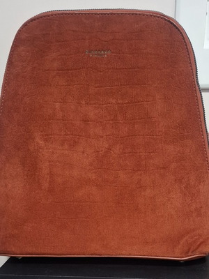 Diana & Co women's backpack used with handle defect, red