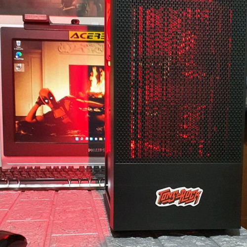 Intel i5 Gaming PC like new with Radeon RX 480 8GB and 8GB DDR4 RAM