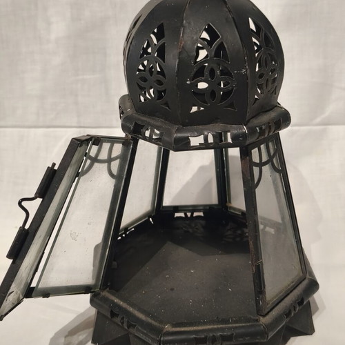Small lantern like new with slight rust