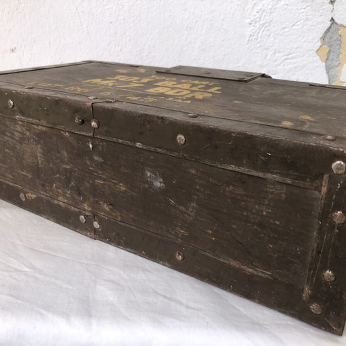 English wooden military ammunition box used, 1945