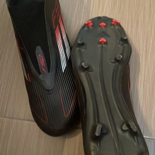 Adidas F50 Laceless football shoes size 46 like new, black