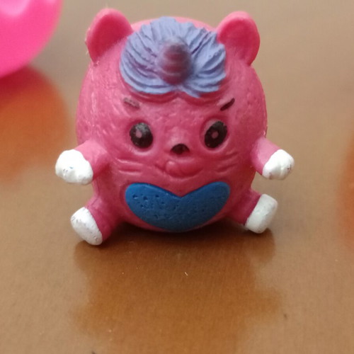Rainbocorns Itzy Glitzy Surprise Mini Figure with Pink Egg like new