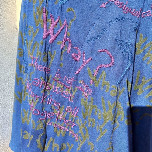 Desigual skirt used in blue colors