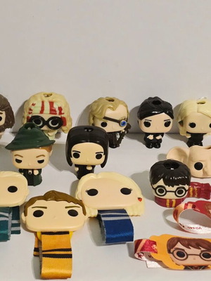 Kinder Joy Harry Potter Funko Pop like new, 22 of 24 pieces