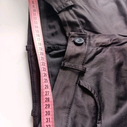 Y2K Black Satin-Finish Capri Pants cotton stretch size S like new
