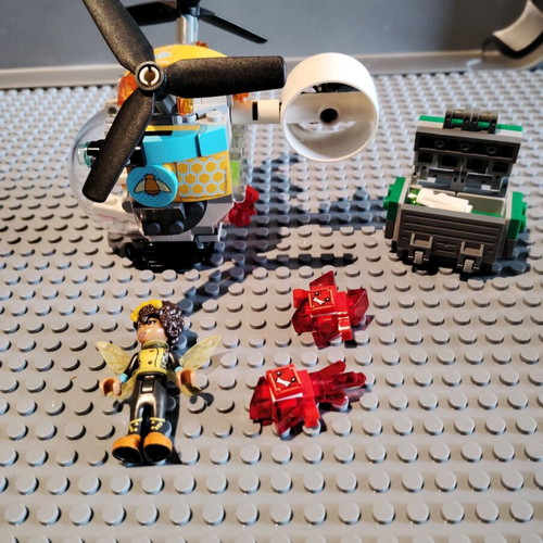 Lego DC Super Hero Girls Bumblebee Helicopter used