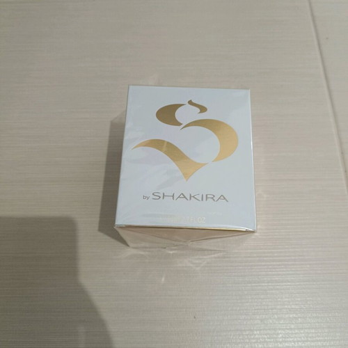 Cologne by Shakira closed with seal 80 ml in excellent condition