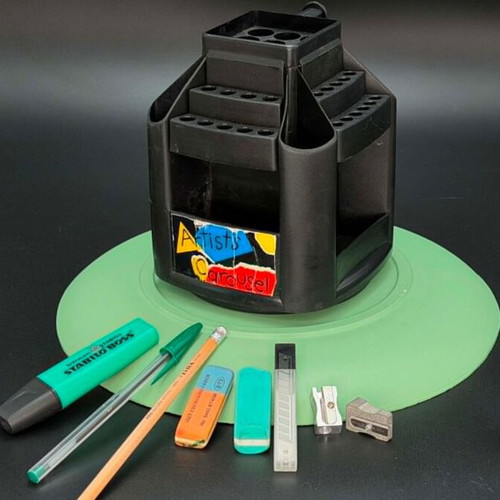 Artists Carousel rotating pencil holder vintage 1980 used, black