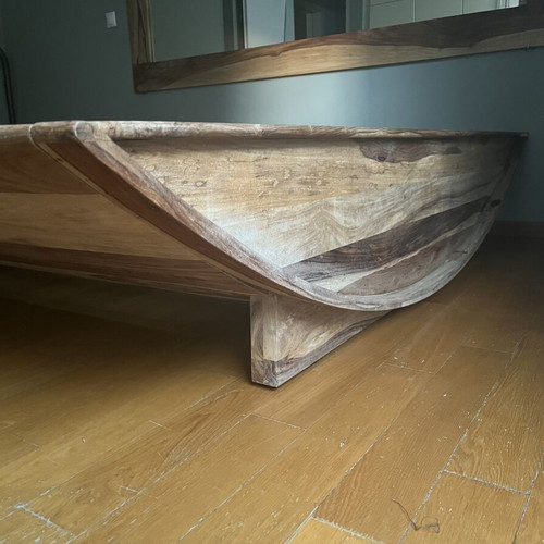 Waverly king size bed like new, solid wood