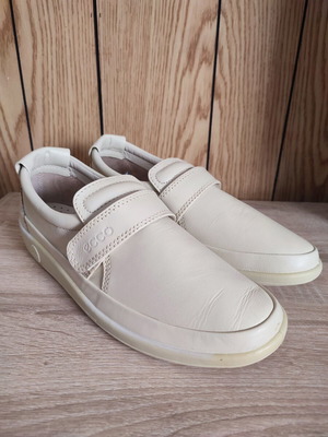 Ecco Soft leather anatomical sneakers, size 42, white/off-white