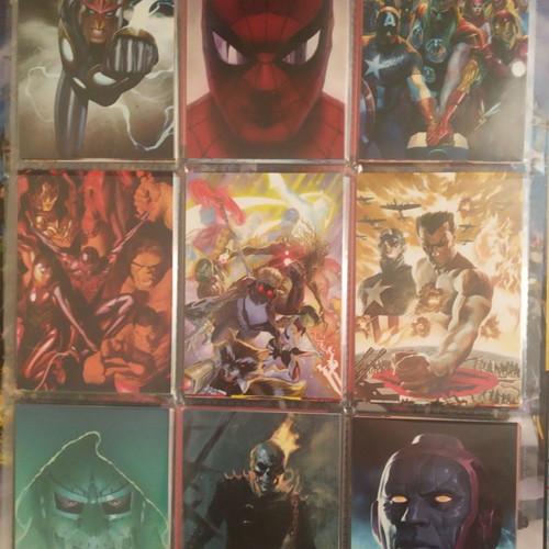 Panini Marvel 80 Years Anniversary албум нов с 192 стикера и 50 карти