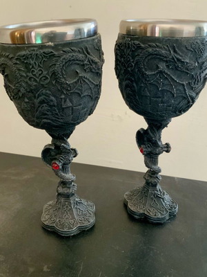 Nemesis Now Protector Goblet gothic chalice like new with embossed dragon