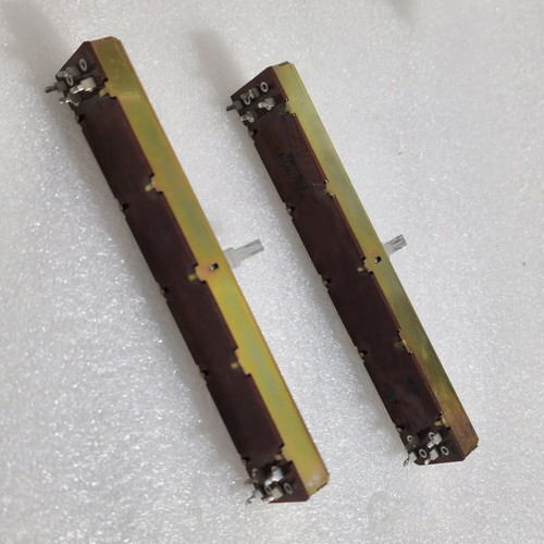Ποτενσιόμετρα Technics SL-1200/SL-1210 8-Pin Pitch Fader Σετ 2 τεμαχίων μεταχειρισμένα