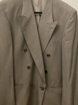 Κοστούμι καλοκαιρινό σταυρωτό σαν καινούργιο, γκρι